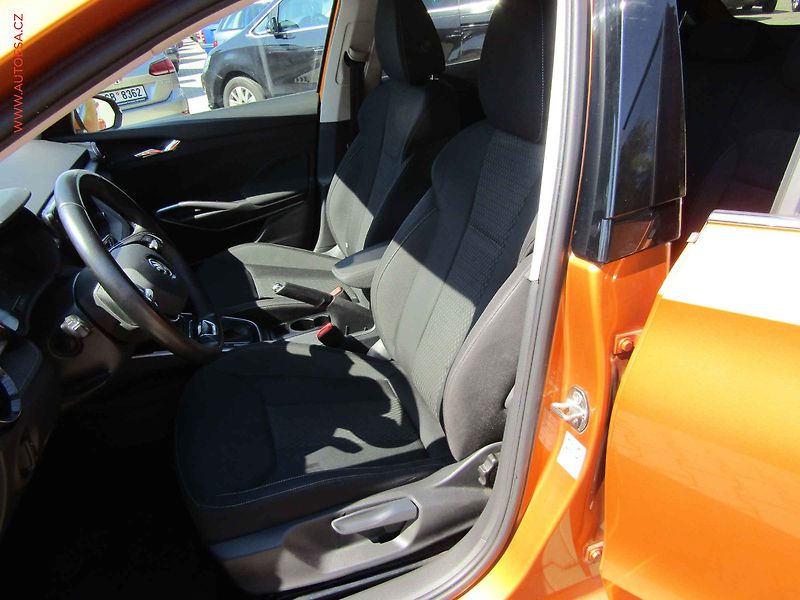 Škoda Fabia (2022) 1.0 TSi, 2.maj,ČR, servis - fotka 9 z 17