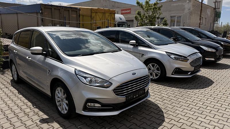 Ford S-MAX (2023) 2.5 HEV,HYBRID,REZERVOVÁNO - fotka 29 z 36