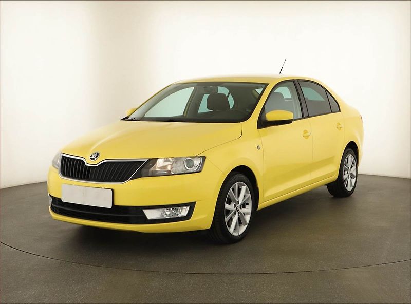 Škoda Rapid (2014) 1.2 TSI, Vyhř. sedaček - fotka 2 z 11