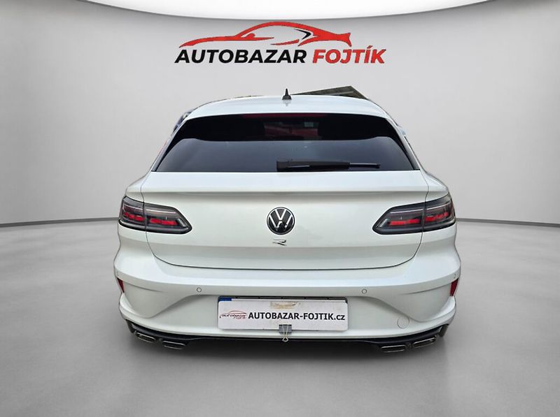 Volkswagen Arteon (2022) 2.0 TSi 235KW R-Line 4 motion - fotka 6 z 23