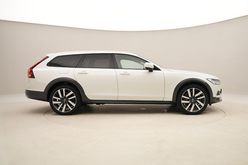 Volvo V90 CC B4 AWD MOMENTUM AUT - fotka 14 z 65