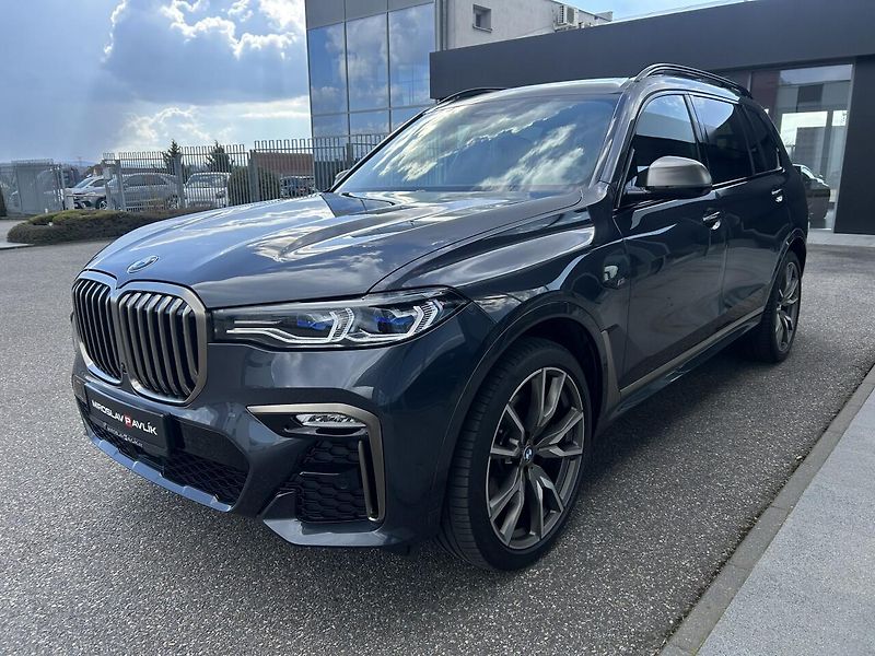 BMW X7 M50D Final Edition 1/100 - fotka 2 z 39