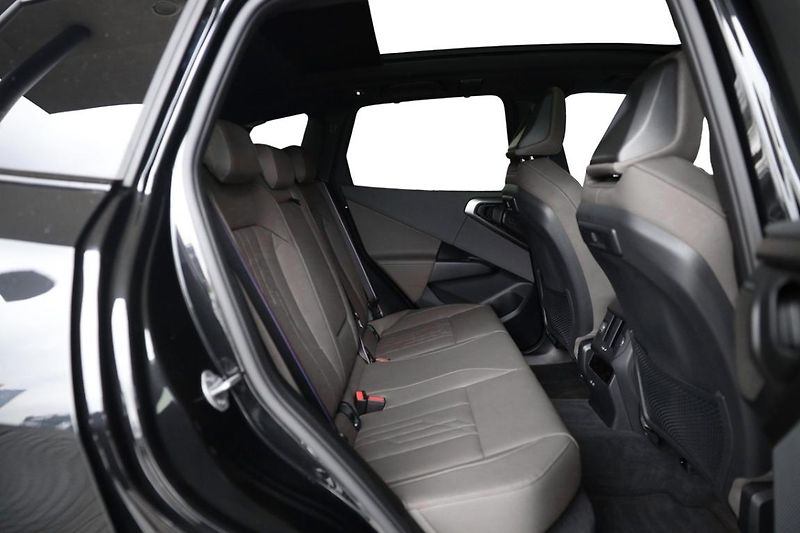BMW X3 xDrive 40d - fotka 6 z 22