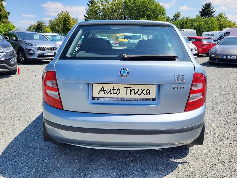 Škoda Fabia 1.2 i 12V HTP 47kW - fotka 30 z 37
