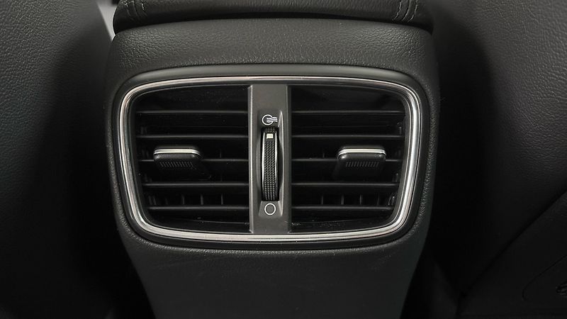 Hyundai i30 1.5 T-GDI AUT Style Kombi - fotka 21 z 28