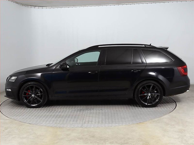 Škoda Octavia (2018) RS 2.0 TDI 4x4 DSG, 4X4 - fotka 3 z 24