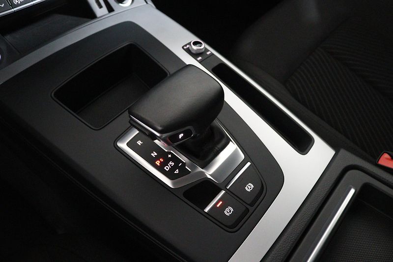 Audi Q5 Q5 40 TDI quattro Stronic - fotka 20 z 26