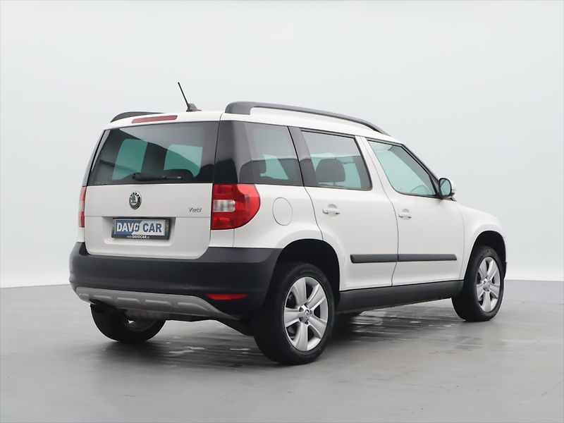 Škoda Yeti 2,0 TDI 103kW DSG 4x4 DPH - fotka 7 z 28