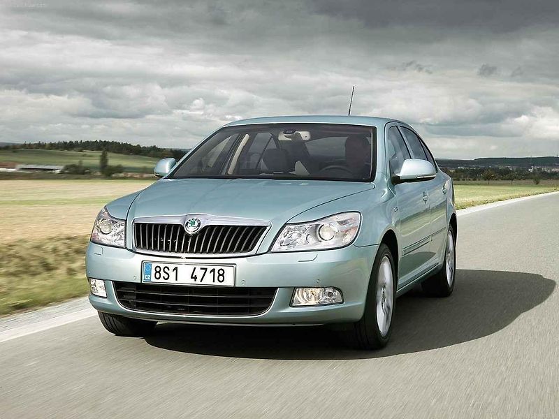 Facelift z roku 2006 ale dokázal pohřbít i tu poslední špetku „saabovosti“, kterou model 9-5 měl. Smutné, že tak nějak předznamenal úpadek celé automobilky.