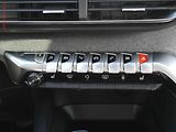 Peugeot 3008 (2019) 2.0 HDi, Crossway, AT, panor - náhled 13