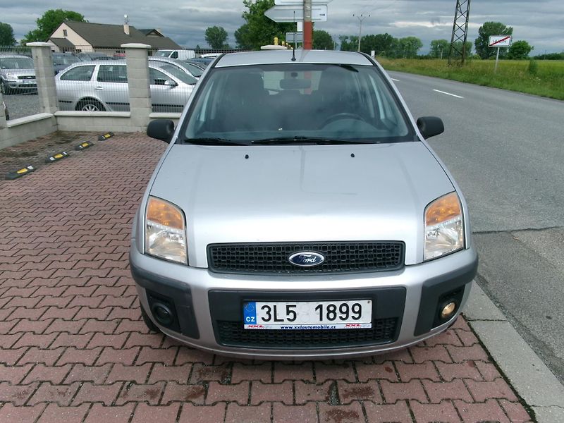 Ford Fusion (2009) 1,4 16V KLIMA ČR TAŽNÉ - fotka 2 z 26