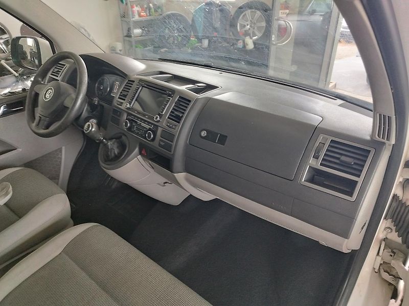 Volkswagen Caravelle (2012) 2,0TDI,LONG,9MÍST,TAŽ,ALU,SER. - fotka 14 z 35