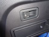Volkswagen Tiguan 2.0 TDI DSG Life 7 míst 110kW - náhled 26