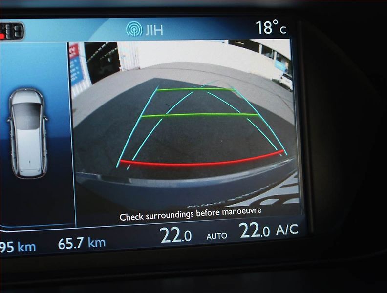Citroën C4 Picasso (2016) 1.6 BlueHDi, 7 míst - fotka 18 z 21