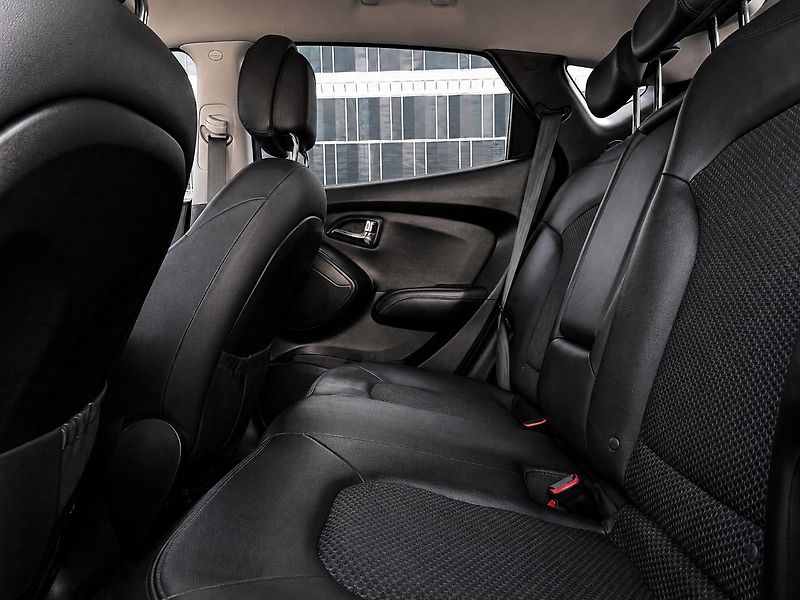 Hyundai ix35 (2012) 1.6 GDI - 1.majitel ČR - fotka 10 z 18
