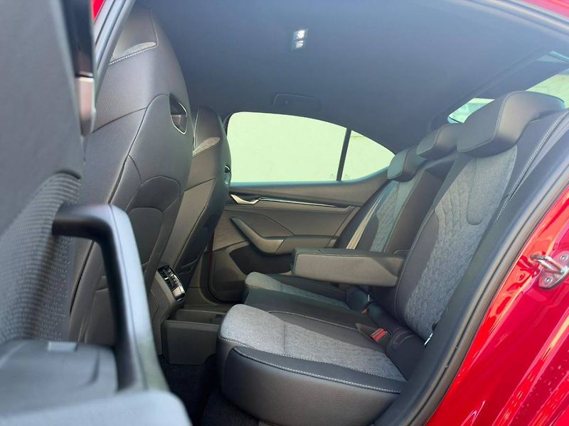 Škoda Octavia SportLine 1,5 TSI 110 kW 6° MP - fotka 8 z 31