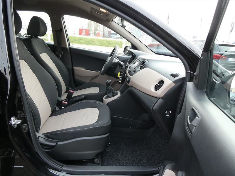 Hyundai i10 1,0 i 1.majitel,serviska,2x ko - fotka 23 z 38