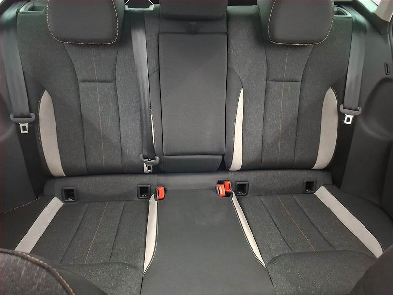 Škoda Kamiq (2025) 1.0 TSI - fotka 10 z 22
