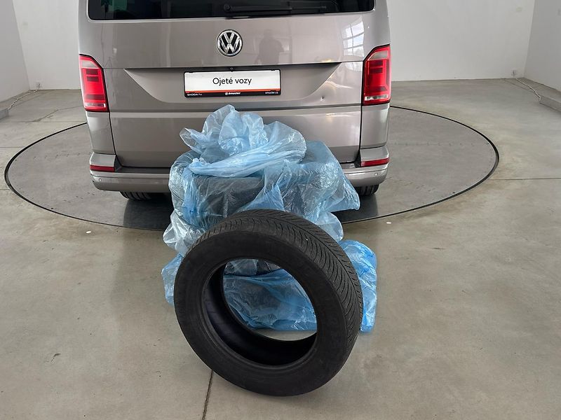 Volkswagen Multivan Comfortline DSG - fotka 28 z 28