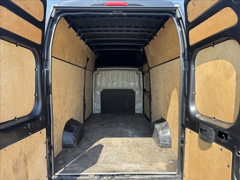 Citroën Jumper 3,0 HDi 130KW L4H3 AC SENZORY - fotka 29 z 31
