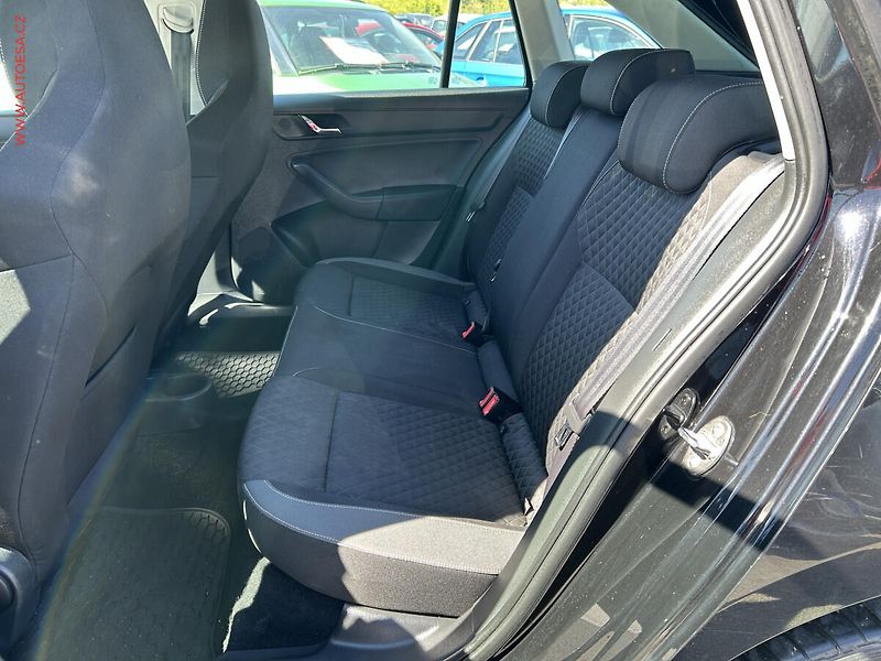 Škoda Rapid (2016) 1.4 TDi, servis.kniha - fotka 10 z 15