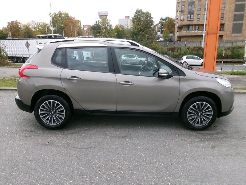 Peugeot 2008 (2015) 1.2i 81kW KOUPENO ČR,1.MAJITEL - fotka 5 z 15