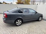 Škoda Octavia 1,8 TSI klima 1.maj. původ ČR - náhled 11