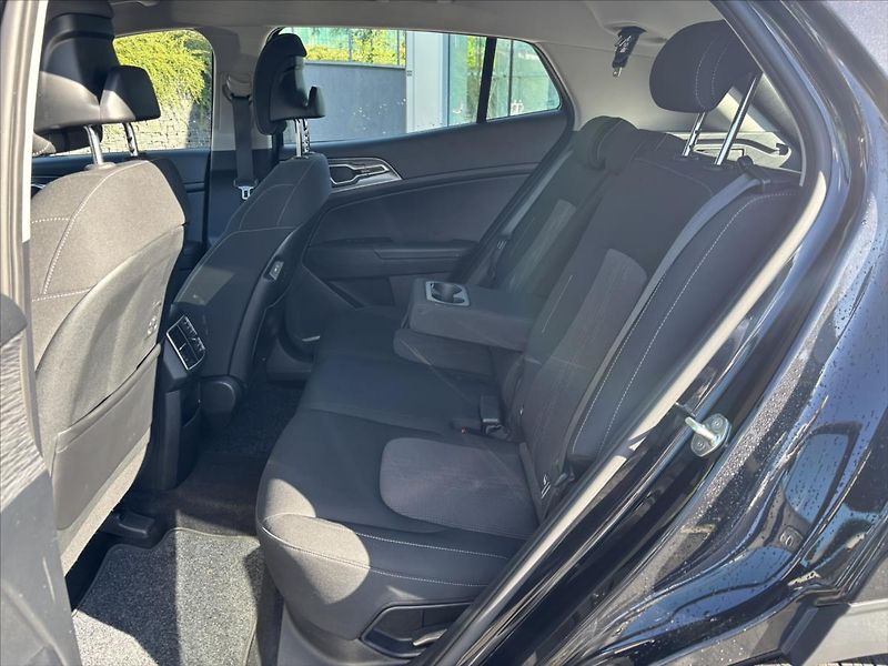 Kia Sportage 1,6 TGDi AT Exclusive ZÁRUKA - fotka 12 z 44