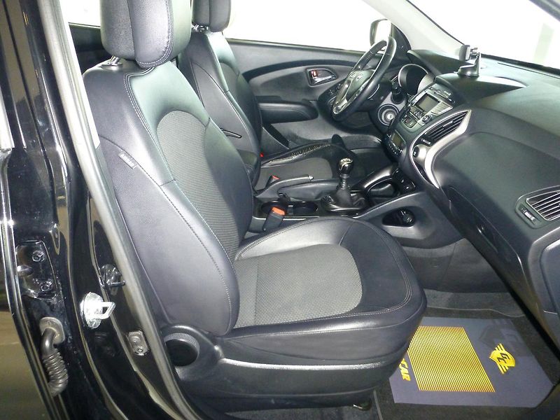 Hyundai ix35 (2015) 2,0I-122KW**VYHŘ.S**DIGI* ALU - fotka 15 z 22