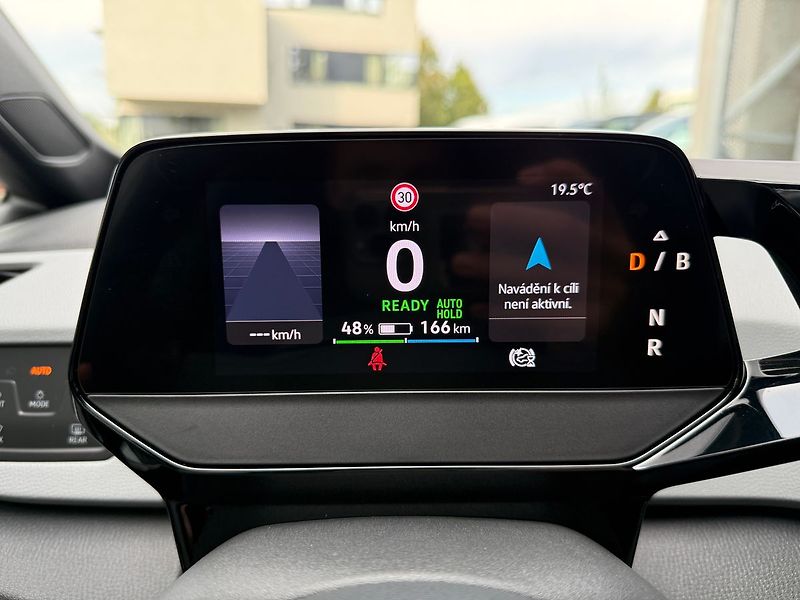 Volkswagen ID.3 PRO 150kW / Tažné / 62kWh / MA - fotka 18 z 42