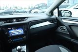 Toyota Avensis (2016) 2.0 D-4D, Serv.kniha, Navi - náhled 7