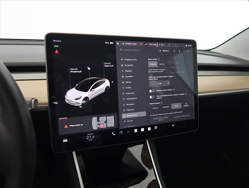 Tesla Model 3 (2020) Long Range 4WD 78kWh, SoH 89% - fotka 26 z 31