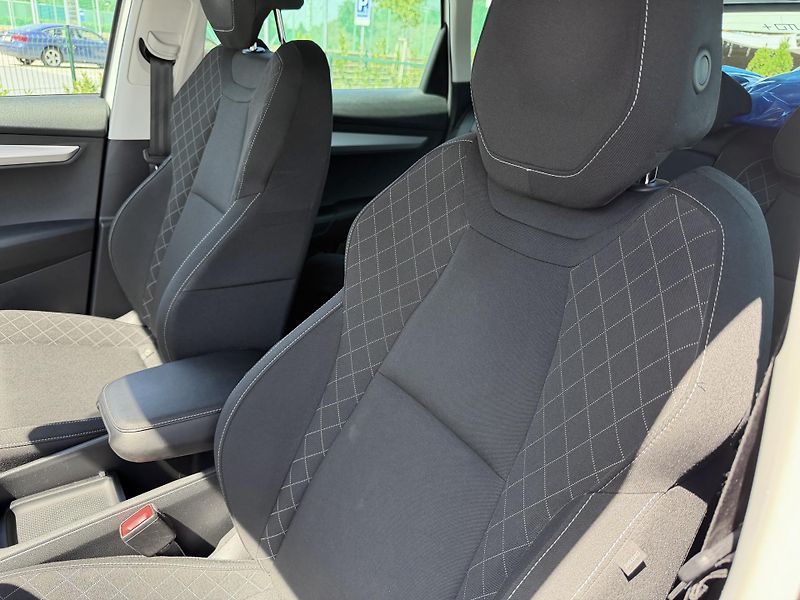 Škoda Karoq (2019) 1.5 tsi 110 kW/DSG/DPH - fotka 16 z 20