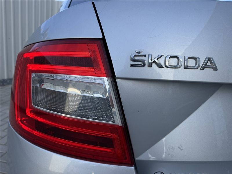 Škoda Octavia 2,0 TDI STYLE 2.maj. původ ČR - fotka 15 z 50