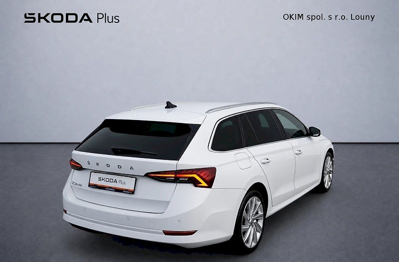 Škoda Octavia (2021) Combi Style 2,0 Tdi 110 Kw DSG - fotka 2 z 38