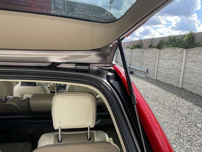 Volvo XC90 2.5TDi D5 200PS AWD R-DESIGN!! - fotka 119 z 180
