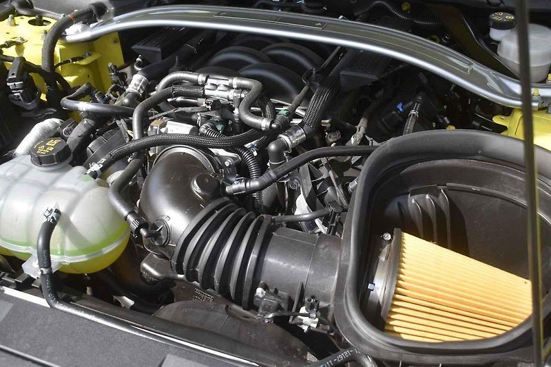 Ford Mustang Mach 1 způsobuje zkušeným řidičům opravdu libé pocity