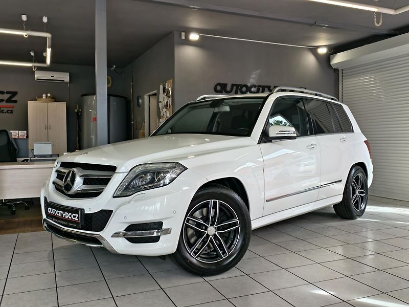 Mercedes-Benz GLK 220 CDI A/T 4MATIC BIXENON ČR - fotka 3 z 24