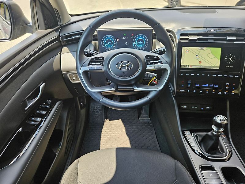 Hyundai Tucson 1.6 T-GDi Smart,ČR,1.maj. - fotka 14 z 30
