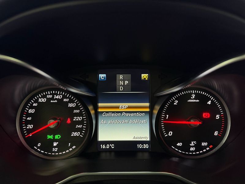 Mercedes-Benz Třídy C 4MATIC AVANTGARDE, LED, TEMPOM - fotka 18 z 25