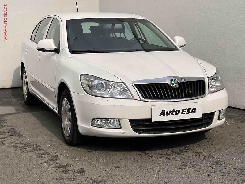 Škoda Octavia (2011) 1.6 TDi, ČR, Elegance - fotografie inzerátu