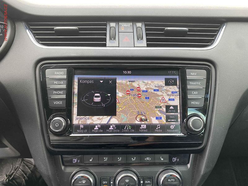 Škoda Octavia (2015) 1.8 TSi 4x4, Elegance, DSG - fotka 17 z 18
