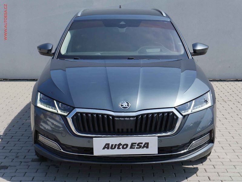 Škoda Octavia (2021) 2.0 TDi, ČR, DSG, Style - fotka 2 z 20