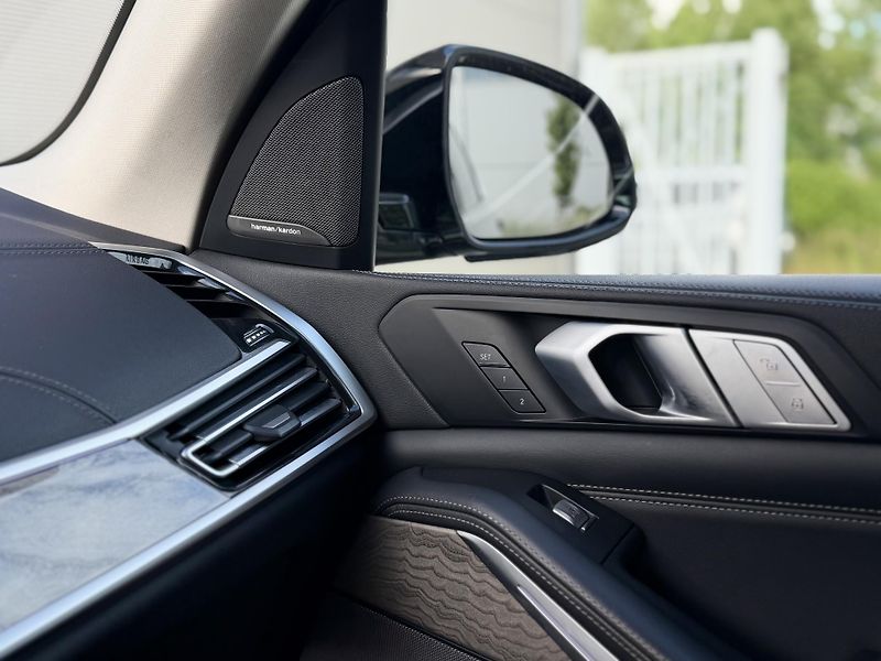 BMW X7 (2019) - fotka 15 z 25