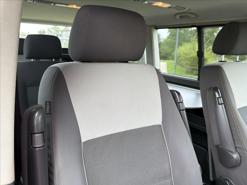 Volkswagen Multivan 2,0 TDi 103 Kw California - fotka 13 z 25