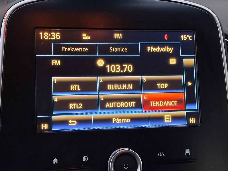 Renault Grand Scénic (2017) 1.2 TCe, Energy, park. čidla - fotka 15 z 17