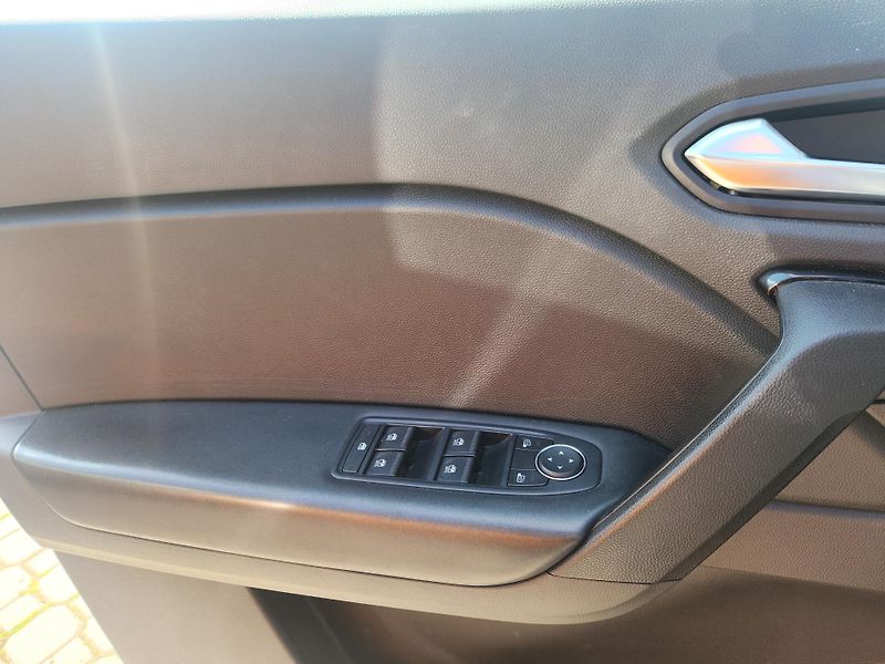 Renault Captur (2022) ZEN LPG+ Parking pak - fotka 15 z 24