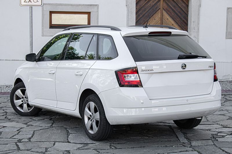 Škoda Fabia - fotka 7 z 29