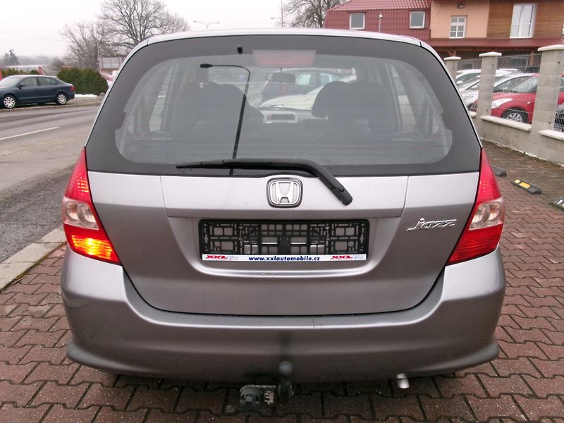Honda Jazz (2005) 1,3i - ZADÁNO - fotka 7 z 27