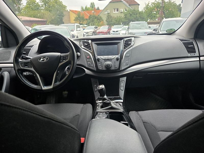 Hyundai i40 (2019) 1.6-DPH-NOVÝ MODEL-NAVI-KAMERA - fotka 4 z 15